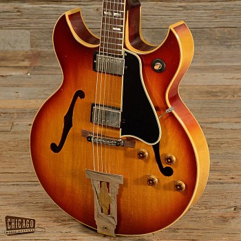 Artist:&nbsp;GIBSON Guitars111